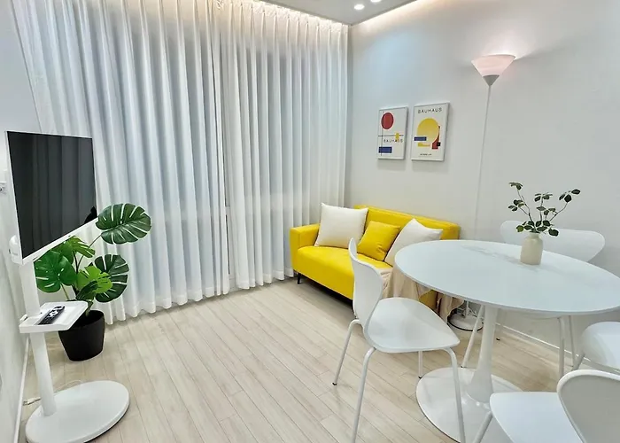Apartamento 루미홈 홍대입구15분 신축 엘리베이터 Seúl